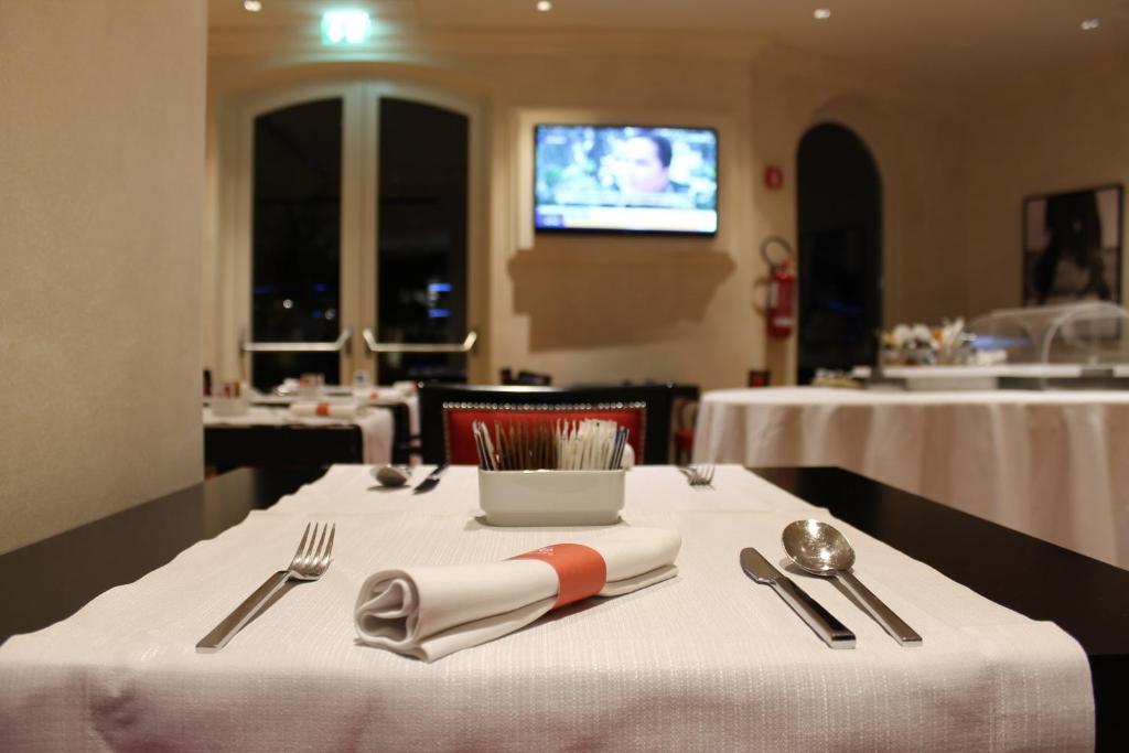 Siri Hotel Fano Buitenkant foto